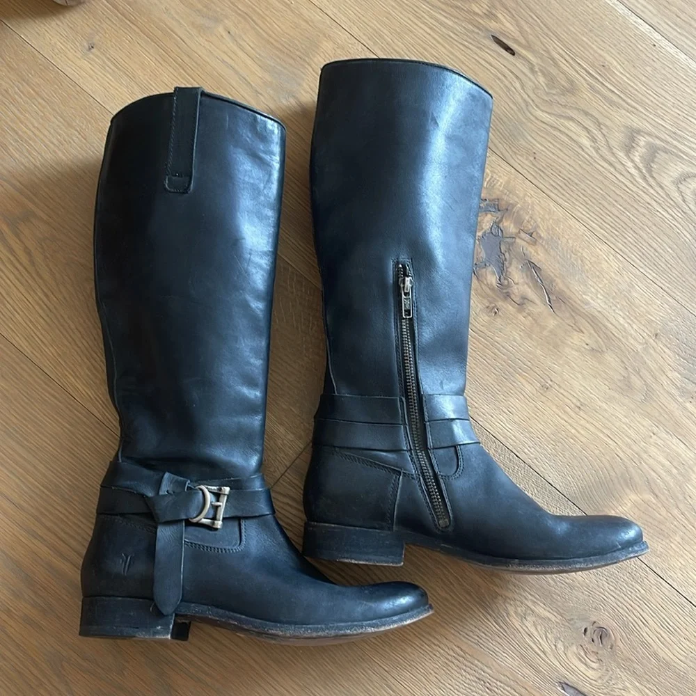 Women’s tall black Frye boots. Size 7.5 - Picture 4 of 7